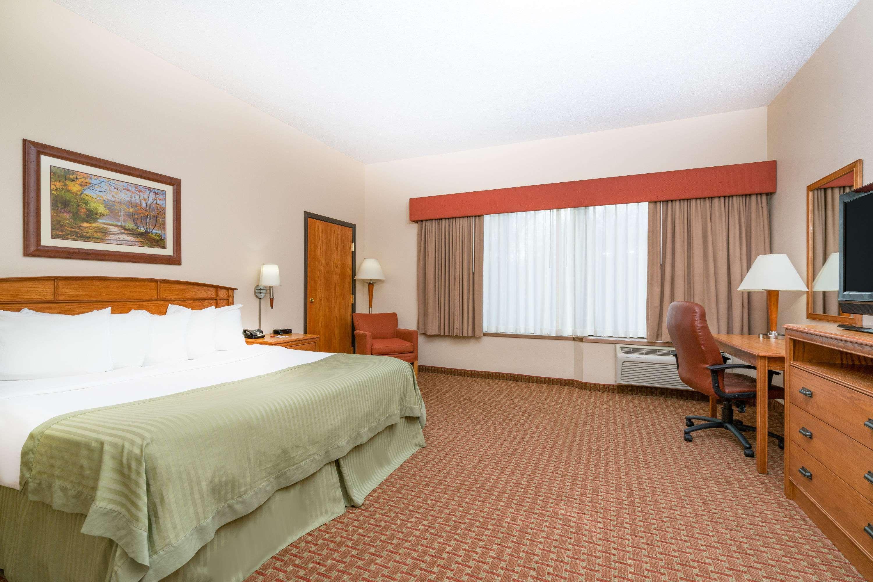 Ramada By Wyndham Des Moines Tropics Resort & Conference Ctr Urbandale Buitenkant foto